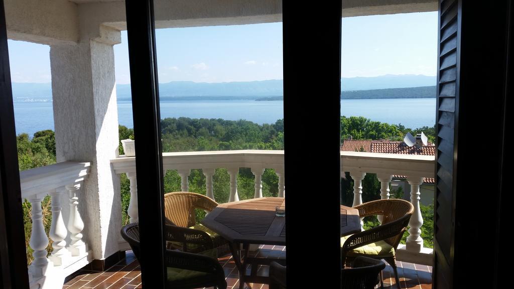 Guest House Villa Marlis Malinska Habitación foto